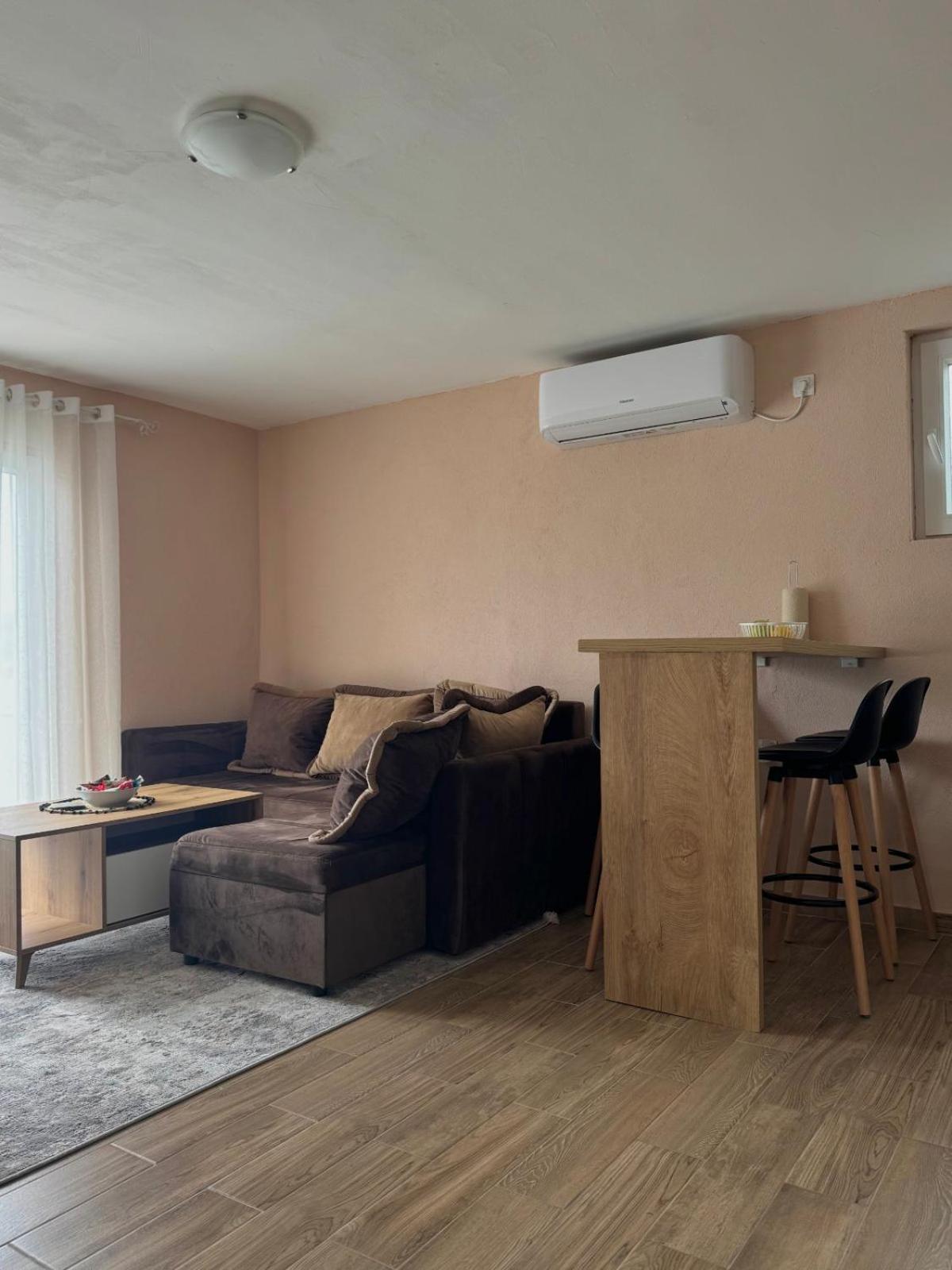 Lakeside Harmony Apartment Golubovci 외부 사진